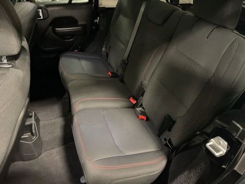 Used 2023 Jeep Wrangler Unlimited Rubicon w/ Cold Weather Group AWD/4WD image 34