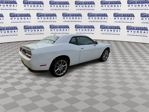 Used 2023 Dodge Challenger GT image 8