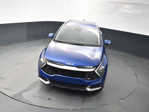 Certified 2023 Kia Sportage EX image 22