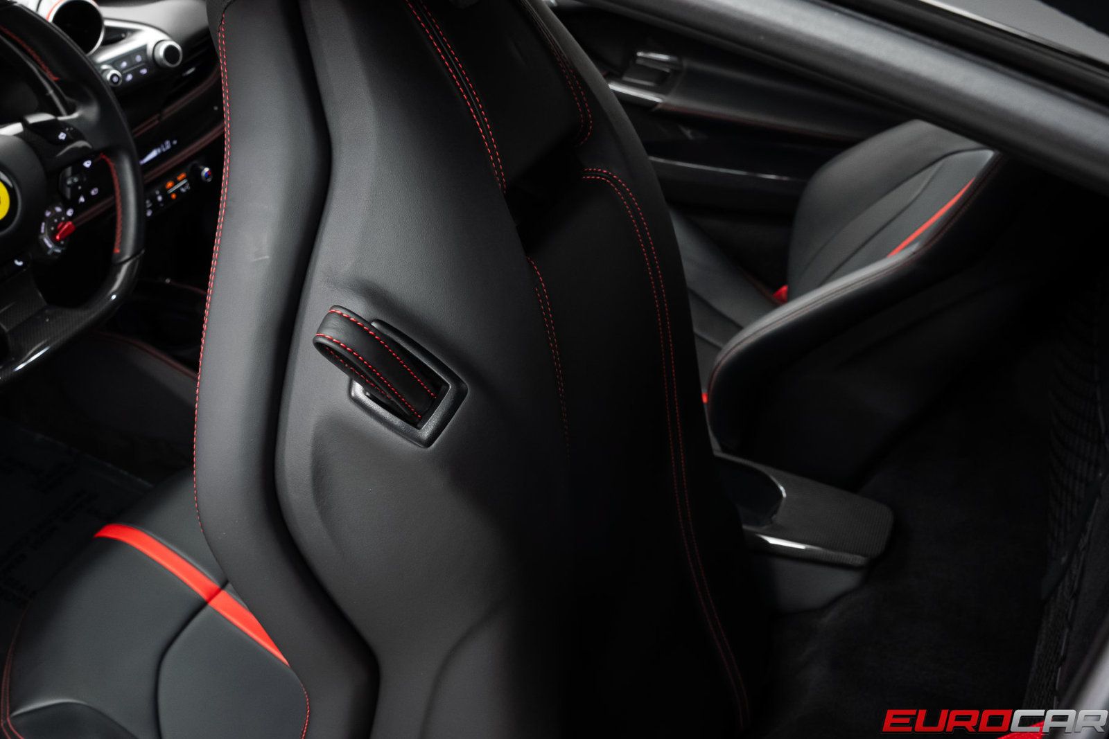 Used 2021 Ferrari F8 Tributo RWD image 43