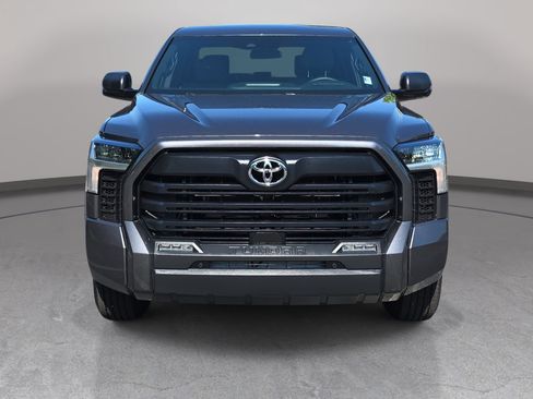 Used 2025 Toyota Tundra SR5 w/ SR5 Convenience Package AWD/4WD image 2