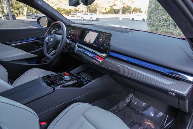 Used 2025 BMW M5 w/ Carbon Package AWD/4WD image 28
