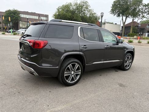 Used 2019 GMC Acadia Denali w/ Technology Package AWD/4WD image 10