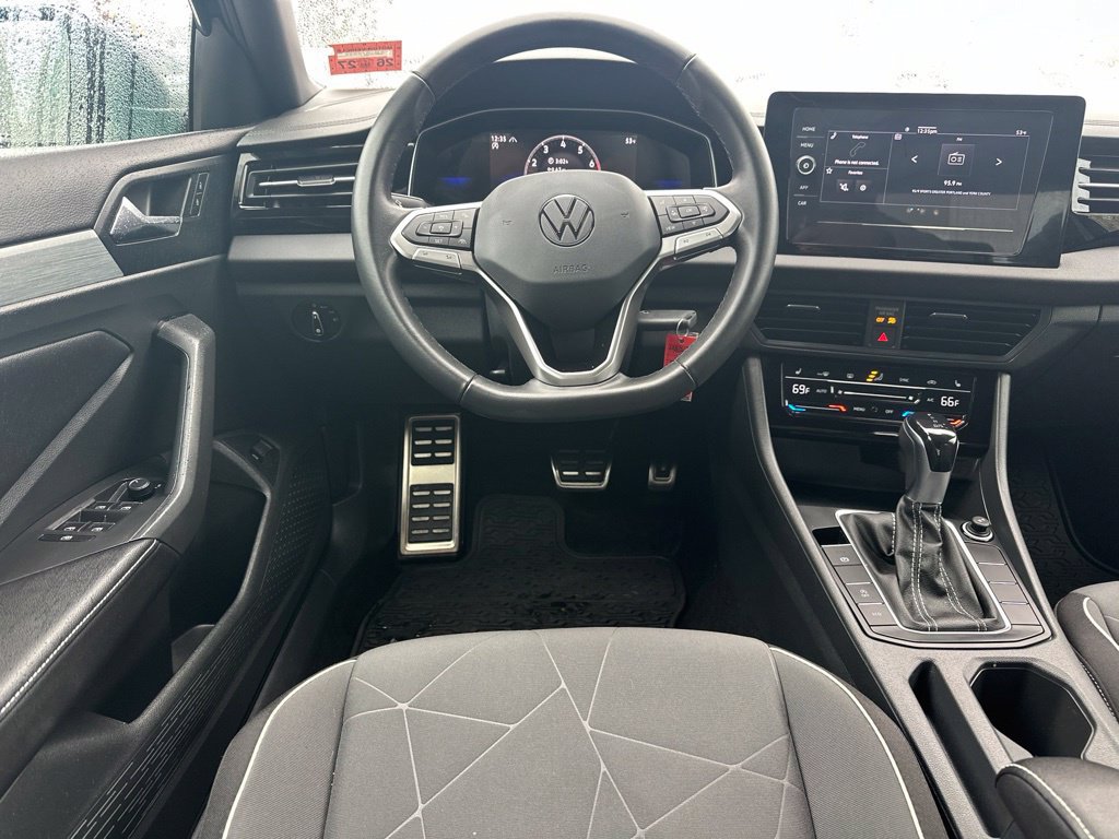 Used 2026 Volkswagen Jetta Sport FWD image 19