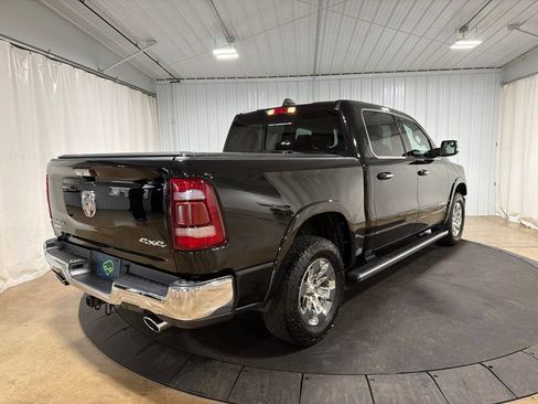 Used 2022 RAM 1500 Laramie AWD/4WD image 9