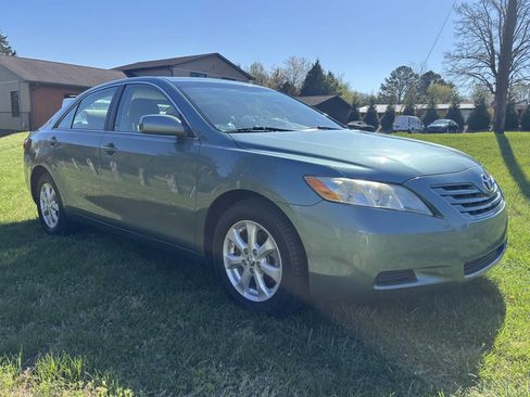 Used 2009 Toyota Camry LE image 7