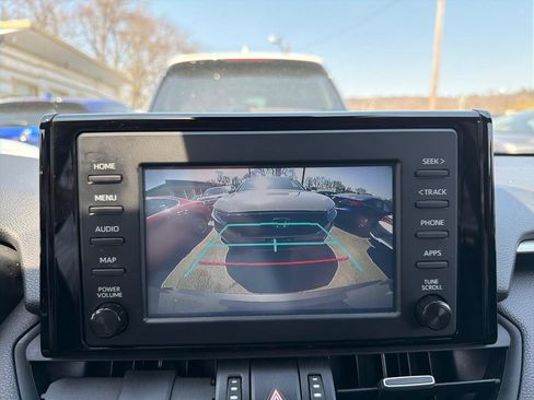 Used 2019 Toyota RAV4 XLE Premium w/ Cold Weather Package AWD/4WD image 30