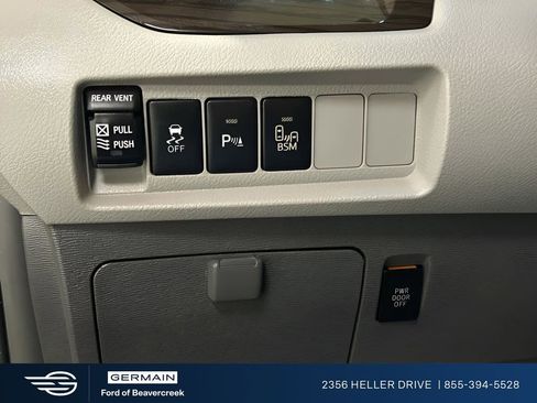 Used 2017 Toyota Sienna XLE w/ XLE Navigation Package image 24