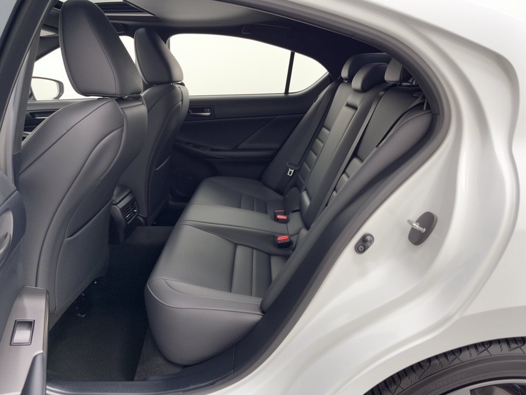 Used 2022 Lexus IS 350 F Sport w/ Navigation Package RWD image 25