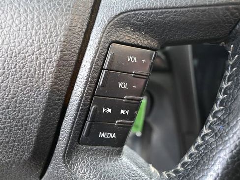 Used 2008 Ford Fusion SEL image 25