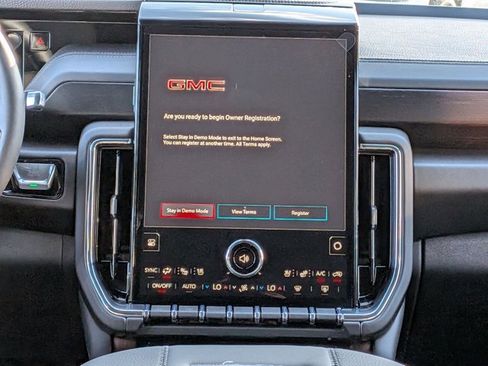 New 2026 GMC Yukon Denali w/ Sun & Power Step Package AWD/4WD image 14