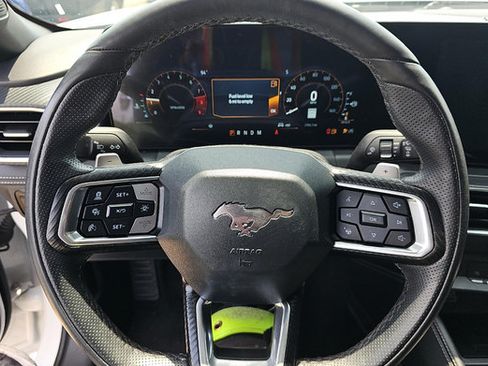 Used 2024 Ford Mustang GT Premium RWD image 6