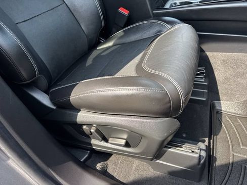 Used 2022 Ford Explorer ST w/ Equipment Group 401A RWD image 28