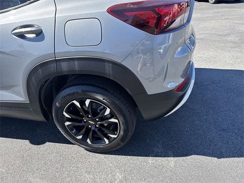 Used 2023 Chevrolet TrailBlazer LT w/ Convenience Package image 7