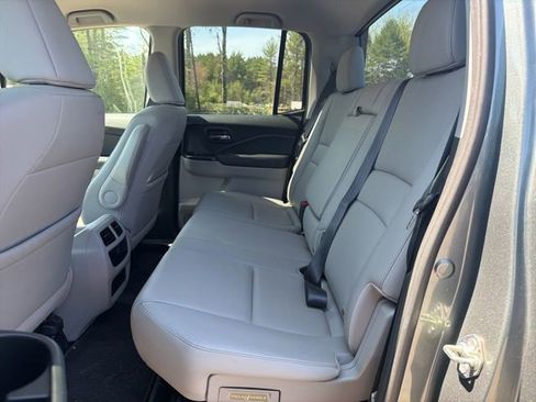 Used 2017 Honda Ridgeline RTL-T image 10