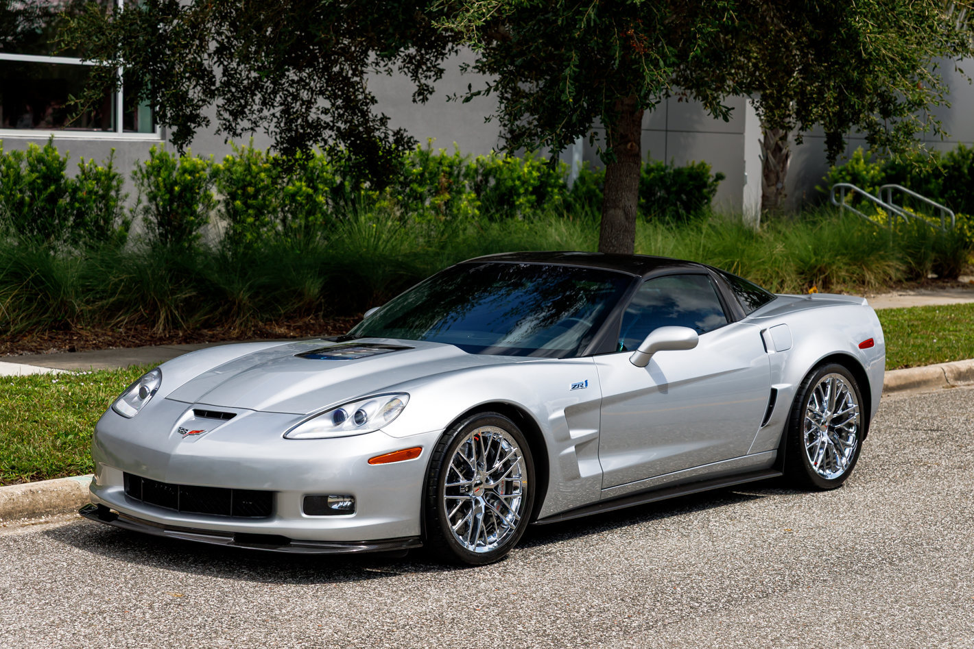 Used 2012 Chevrolet Corvette ZR1 w/ 3ZR Preferred Equipment Group RWD image 11