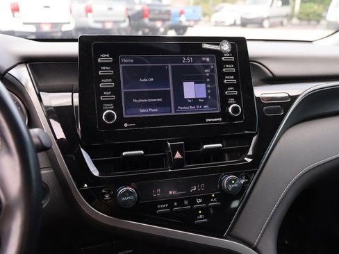Used 2023 Toyota Camry SE w/ Convenience Package FWD image 15