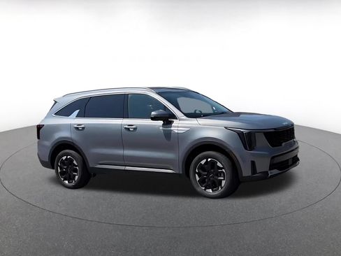 Used 2024 Kia Sorento S AWD/4WD image 2