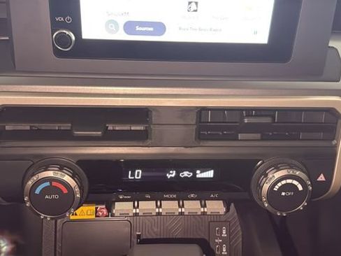 Used 2024 Toyota Tacoma SR5 w/ SR5 Upgrade Package RWD image 22