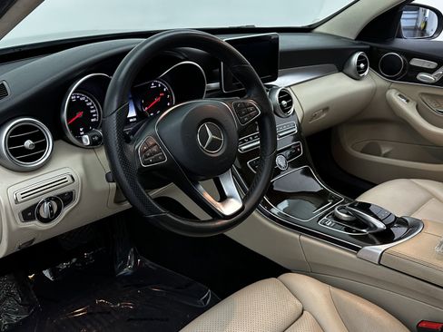 Used 2016 Mercedes-Benz C 300 4MATIC Sedan image 10