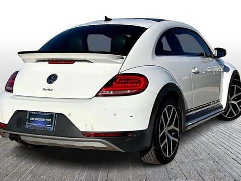 Used 2016 Volkswagen Beetle 1.8T Dune w/ Dune Technology Package image 9