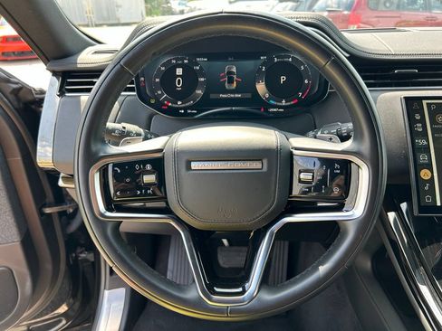 Used 2025 Land Rover Range Rover Sport SE AWD/4WD image 21