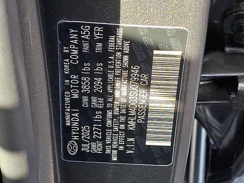 New 2025 Hyundai Elantra Sport image 10