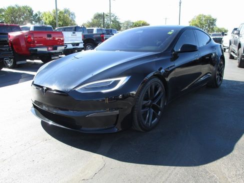 Used 2021 Tesla Model S Plaid image 8