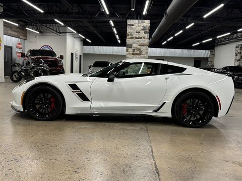 Used 2017 Chevrolet Corvette Grand Sport RWD image 4