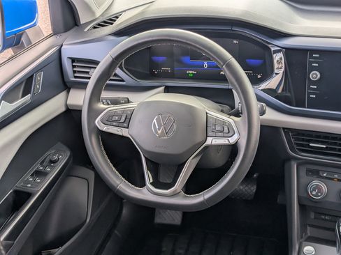 Used 2022 Volkswagen Taos SE w/ IQ.Drive SE Package image 13