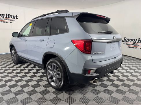 Used 2023 Honda Passport EX-L image 9