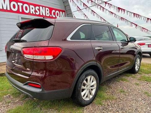 Used 2017 Kia Sorento FWD w/ LX Convenience Package image 8