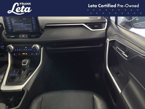Used 2022 Toyota RAV4 XLE Premium AWD/4WD image 19