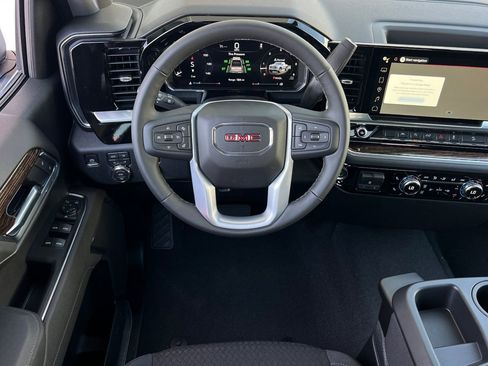 New 2026 GMC Sierra 1500 Elevation w/ X31 Off-Road Package AWD/4WD image 13