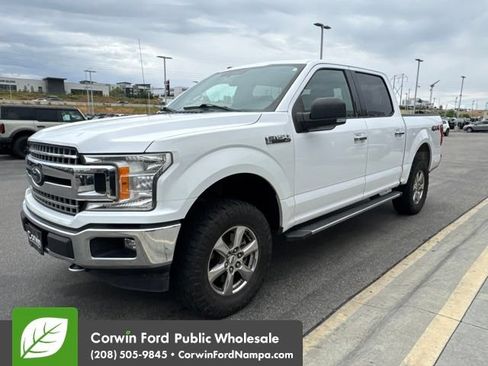 Used 2018 Ford F150 XLT w/ Equipment Group 302A Luxury AWD/4WD image 3