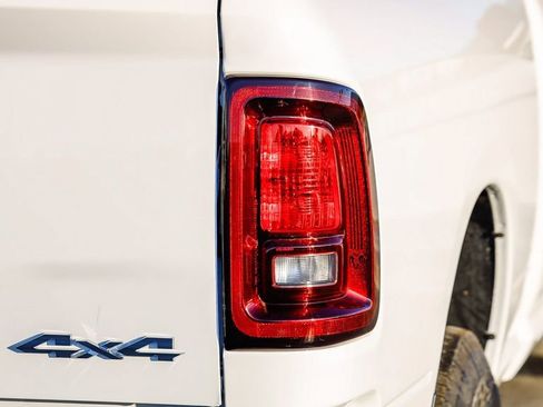 New 2026 RAM 3500 Big Horn AWD/4WD image 10