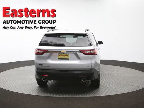 Used 2021 Chevrolet Traverse LT AWD/4WD image 36