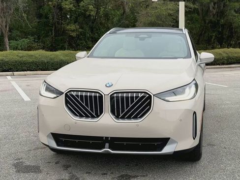 New 2026 BMW X3 xDrive30 image 3