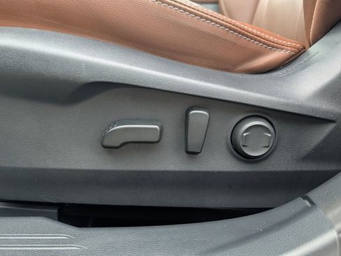 Used 2022 Subaru Outback Touring AWD/4WD image 20
