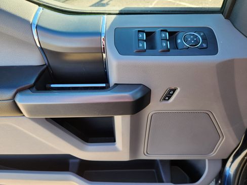 Used 2016 Ford F150 XLT w/ Equipment Group 302A Luxury image 16