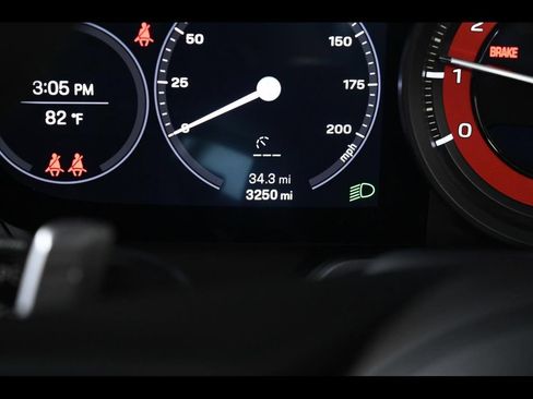 Certified 2023 Porsche 911 Carrera GTS RWD image 28