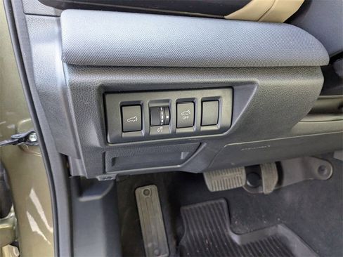 Used 2023 Subaru Outback Premium image 16