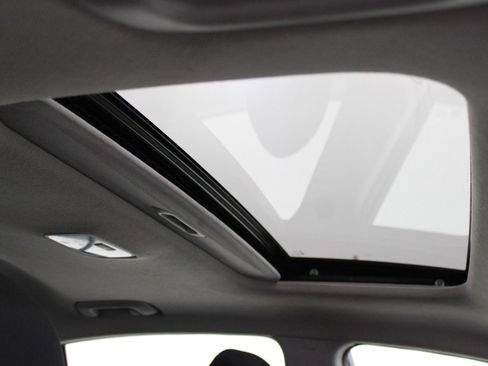 Used 2018 Hyundai Elantra Value Edition FWD image 13