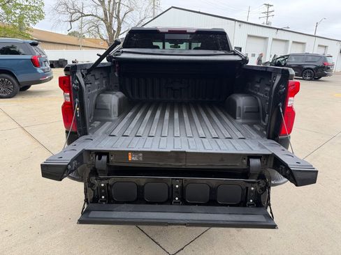 Used 2021 Chevrolet Silverado 1500 LT Trail Boss w/ Convenience Package II image 11