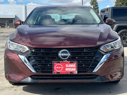Used 2025 Nissan Sentra SV image 11
