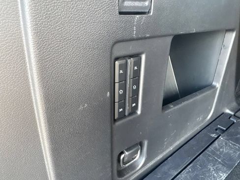 Used 2023 Ford Expedition Platinum AWD/4WD image 53
