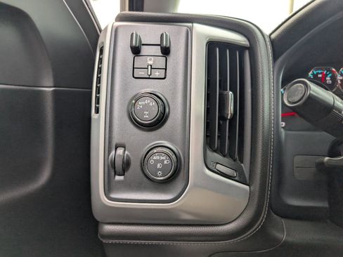 Used 2017 GMC Sierra 1500 SLT w/ SLT Premium Package AWD/4WD image 15
