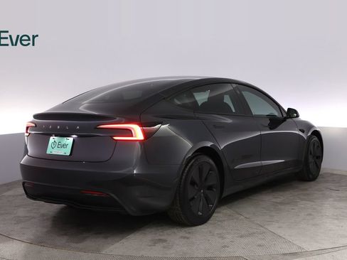 Used 2025 Tesla Model 3 Long Range RWD image 3