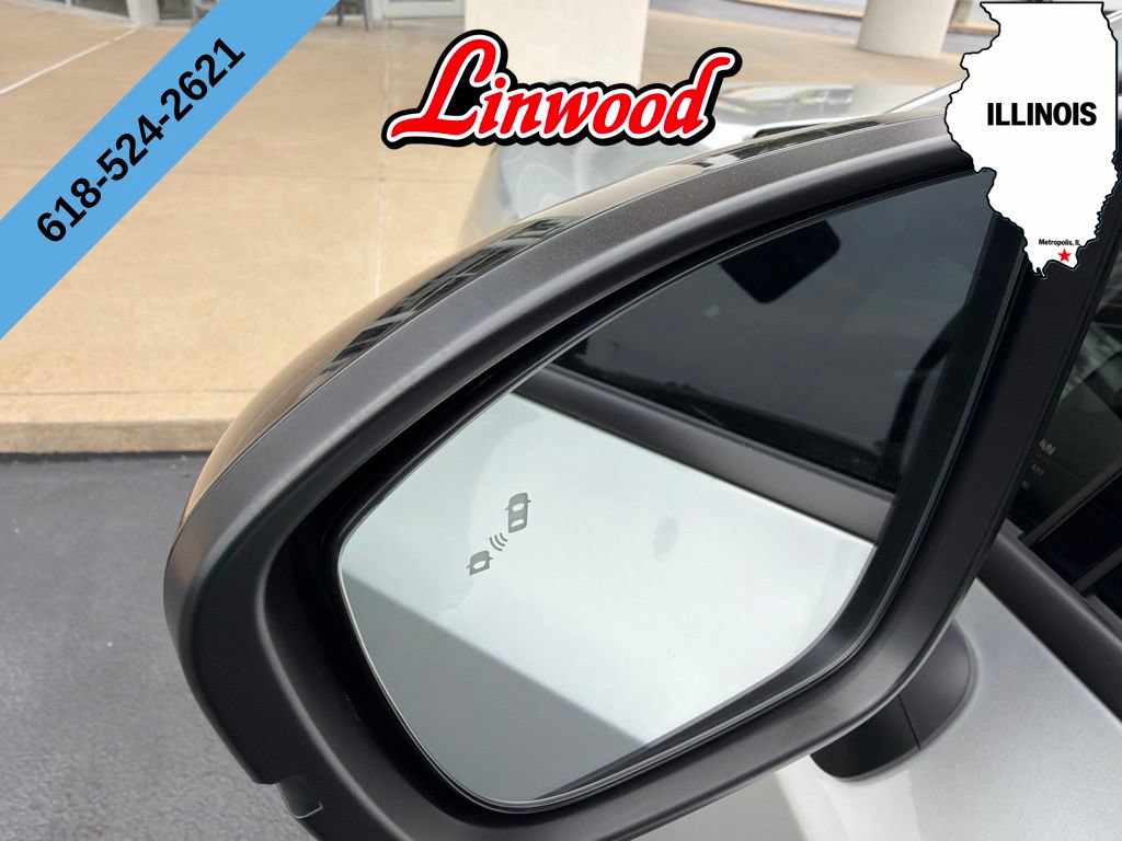 Used 2025 Nissan Murano Platinum w/ Cargo Package AWD/4WD image 17