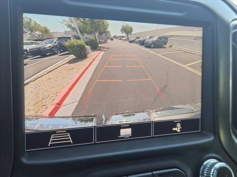 Used 2020 GMC Sierra 1500 AT4 w/ Driver Alert Package II AWD/4WD image 13